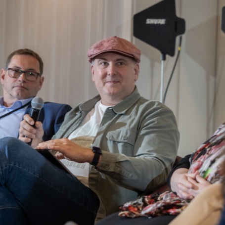 Volker Biberger auf dem Podium beim 9. BtPrax-Tag 2025
